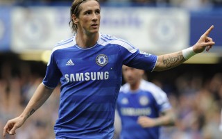 切尔西三球横扫巴塞罗那，18岁新星埃斯特旺力压亚马尔，弗里克赛后更衣室震怒