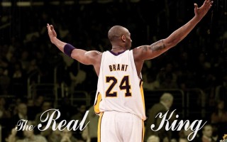 骑士核心米切尔上篮失控憾撞篮架 重伤退场牵动人心